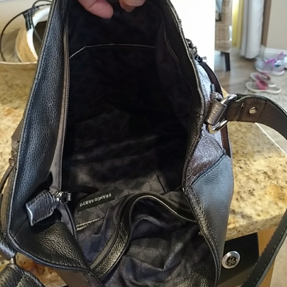 Franco Sarto genuine leather purse. - Picture 5 of 5